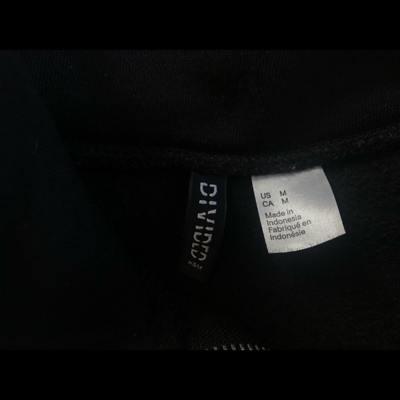 Cropped 3 Quarter Zip Up - Picture 3 of 3